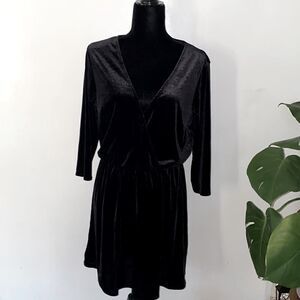 H&M Black velvet dress 